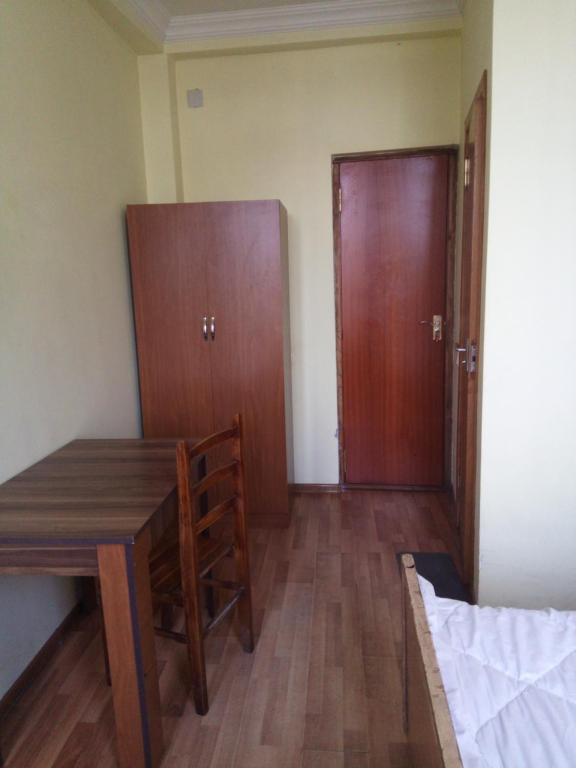 George Dom room 4